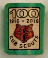 GREEEN CUB 100 EMBOSSED WOGGLE WITH GOLD 100
